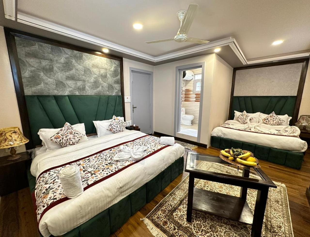 Srinagar Group Of Hotels Exteriér fotografie